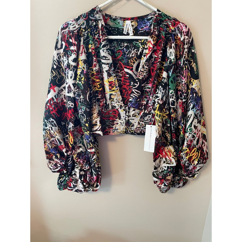 Live 4 Truth Graffiti Print Balloon Sleeve Crop Y2K Multicolor Street Art Trendy